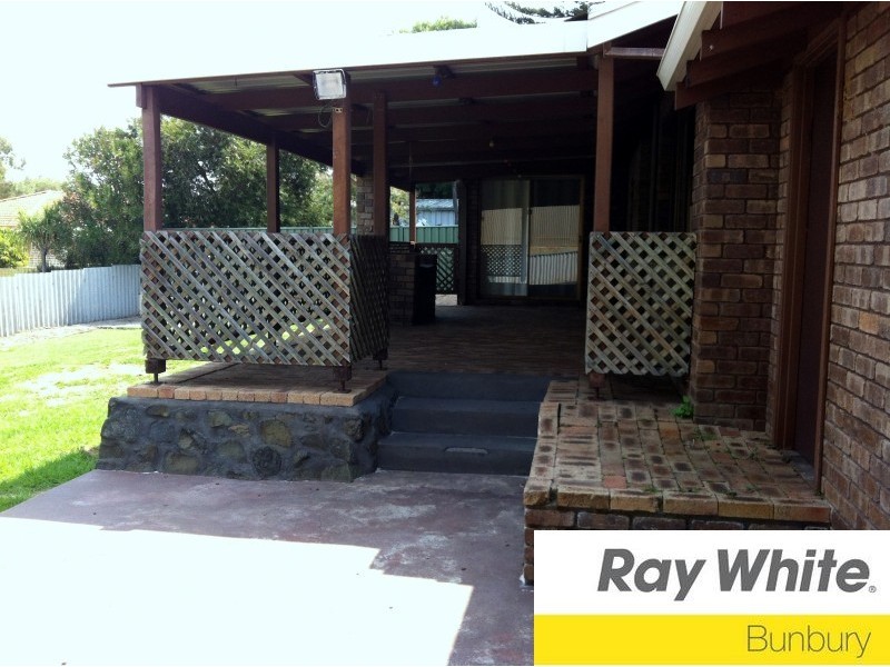 61 Pratt Road, Eaton WA 6232