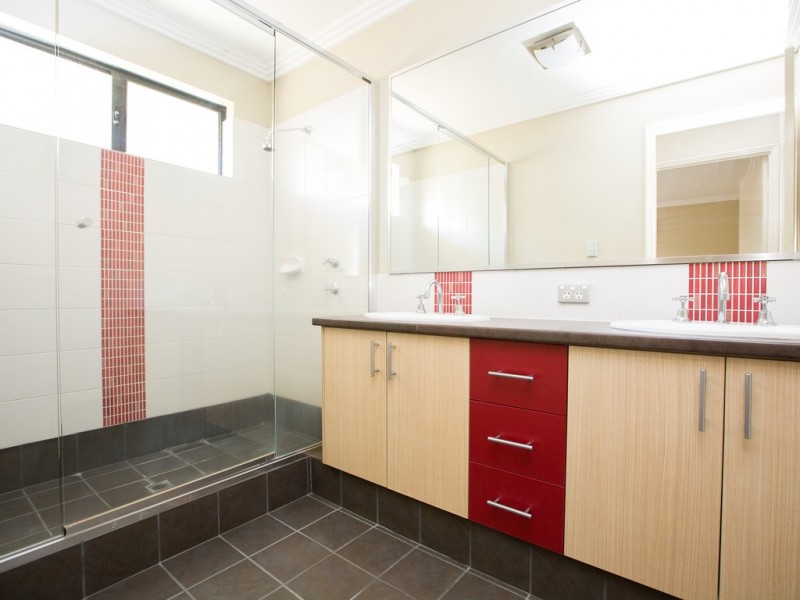 12 Lunar Avenue, Australind WA 6233