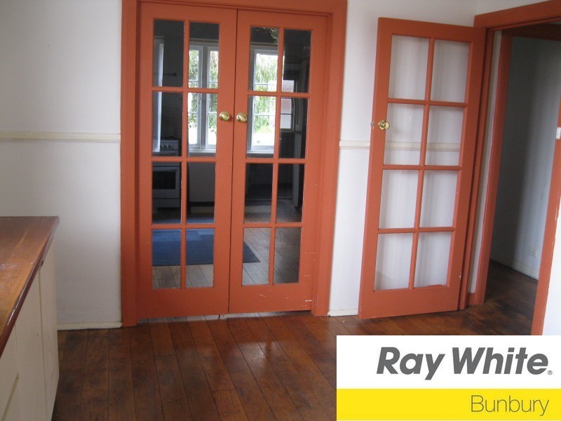 3A Little Street, Carey Park WA 6230