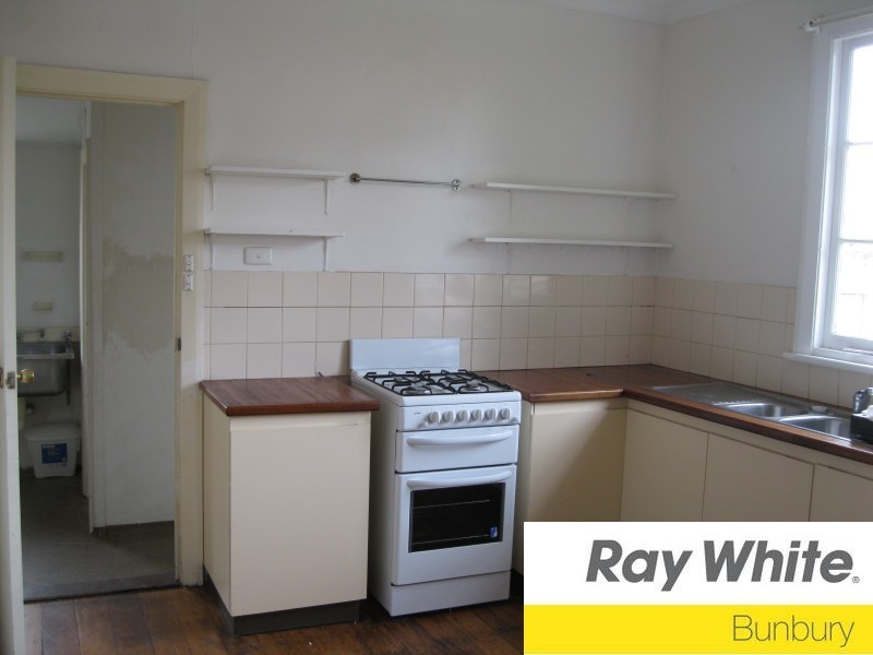 3A Little Street, Carey Park WA 6230