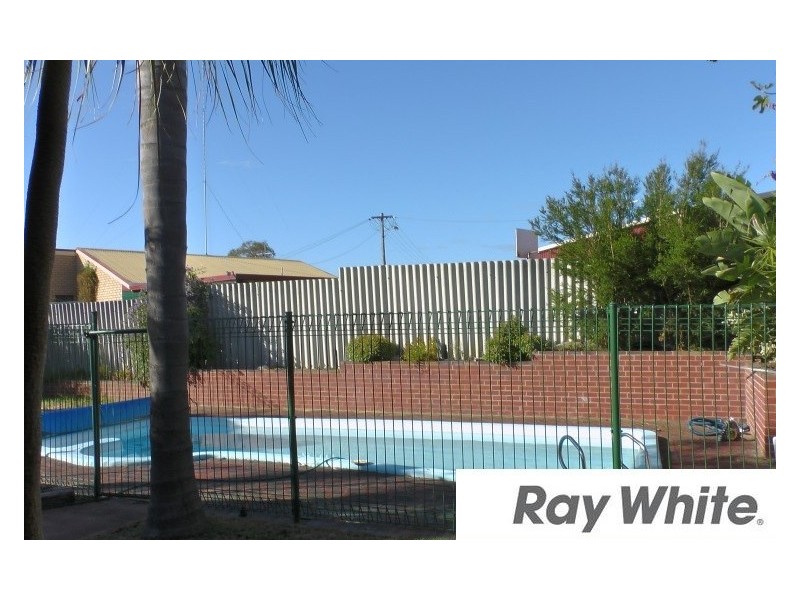 15 Crampton Avenue, Eaton WA 6232