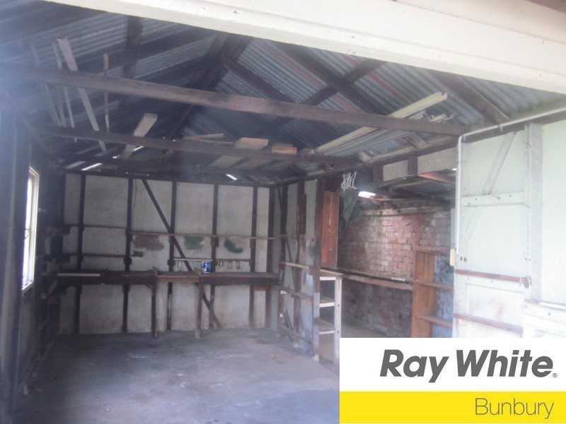 35 Columba Street, Bunbury WA 6230