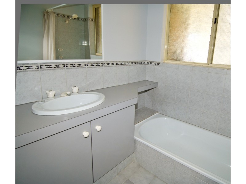 1/10 Gull Court, Dunsborough WA 6281