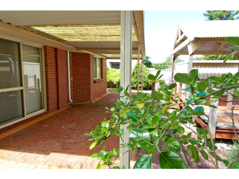 1/10 Gull Court, Dunsborough WA 6281