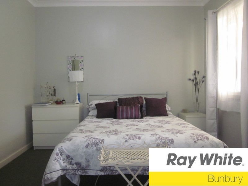 17 Stinton Street, Carey Park WA 6230