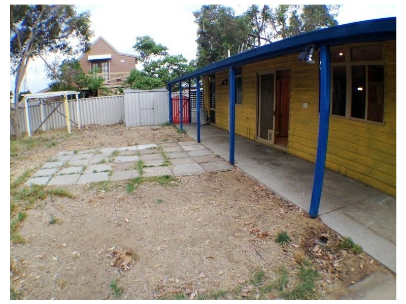 16 St Peters Green, College Grove WA 6230