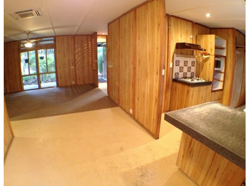 16 St Peters Green, College Grove WA 6230