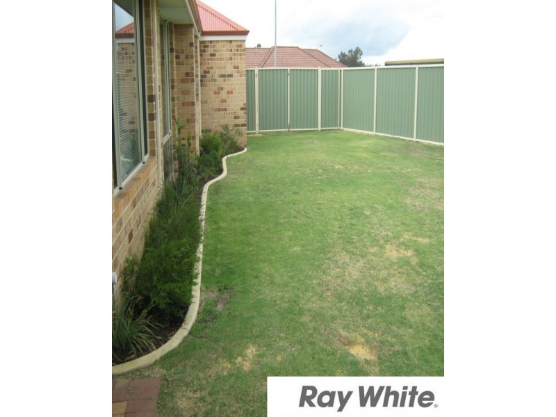 12 Connemara Way, Australind WA 6233