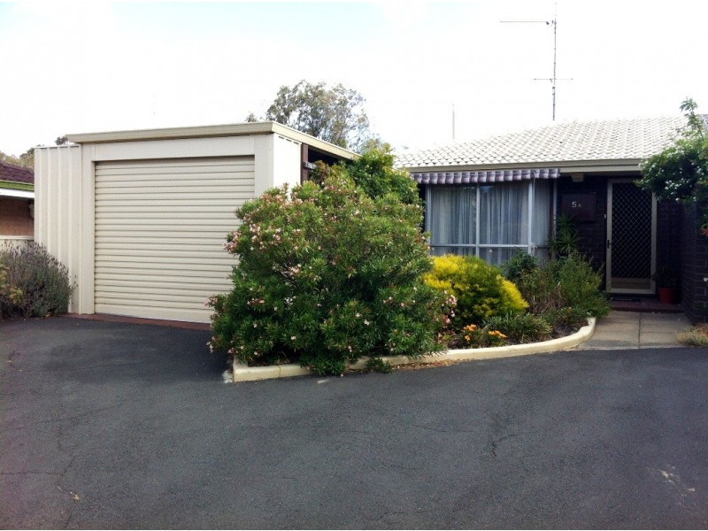 5a Hovea Street, South Bunbury WA 6230