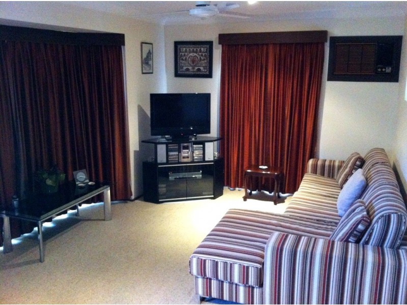 5a Hovea Street, South Bunbury WA 6230