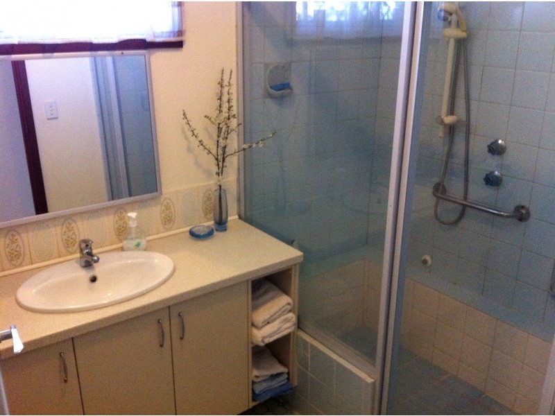 5a Hovea Street, South Bunbury WA 6230