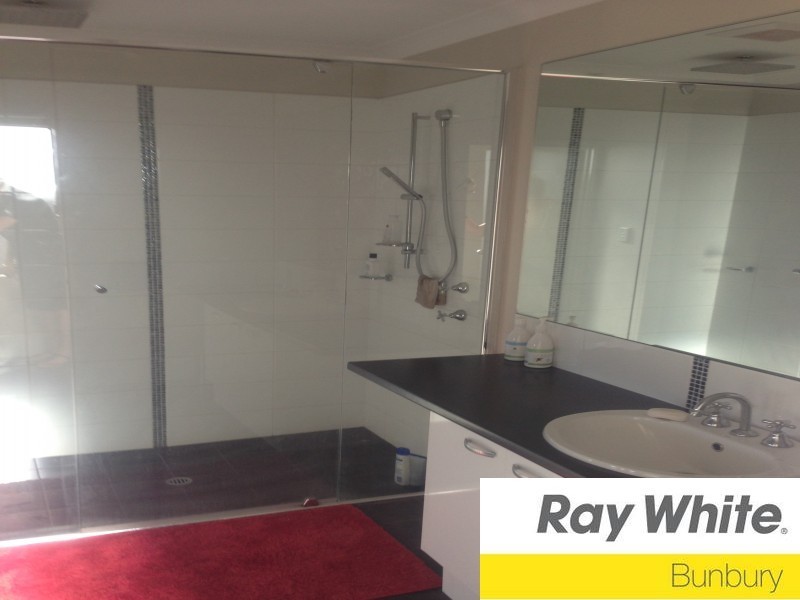 25 Epidote Loop, Dalyellup WA 6230