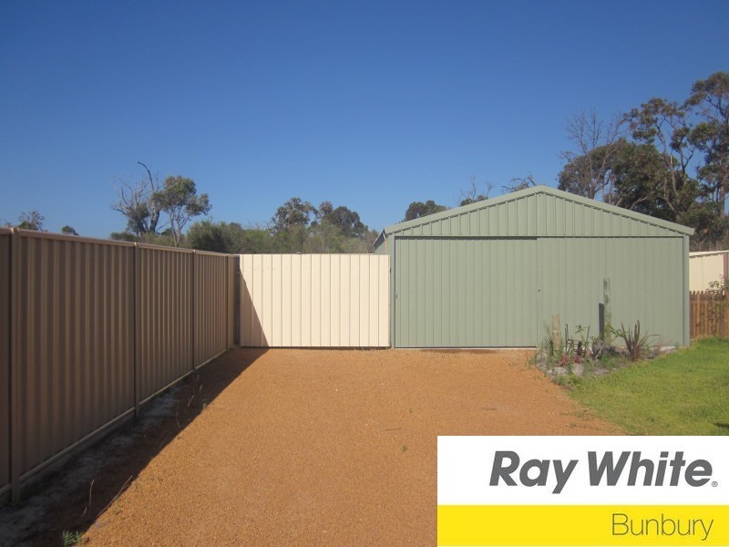 169 Braidwood Drive, Australind WA 6233