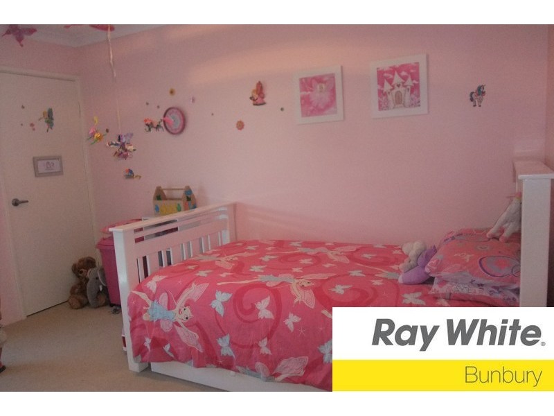 6 Kelston Way, Australind WA 6233