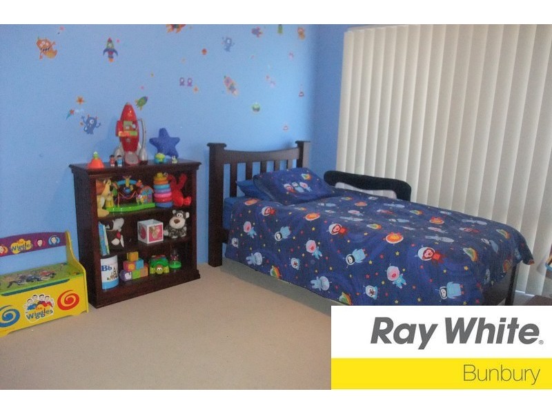 6 Kelston Way, Australind WA 6233