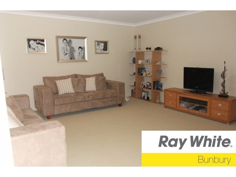 6 Kelston Way, Australind WA 6233