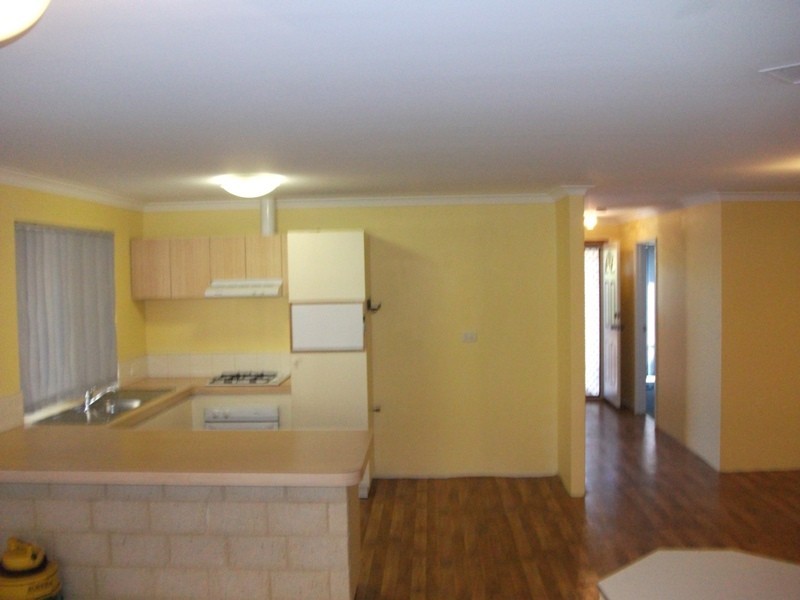 4 Sloan Court, Withers WA 6230