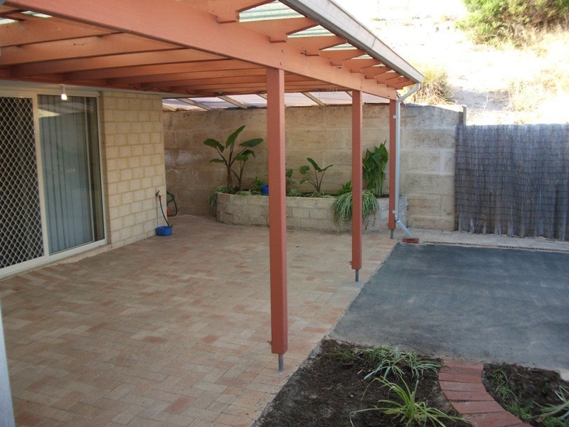 4 Sloan Court, Withers WA 6230