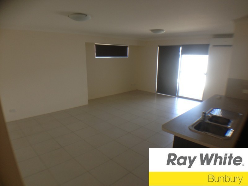 3/32C Gibbs Street, Bunbury WA 6230