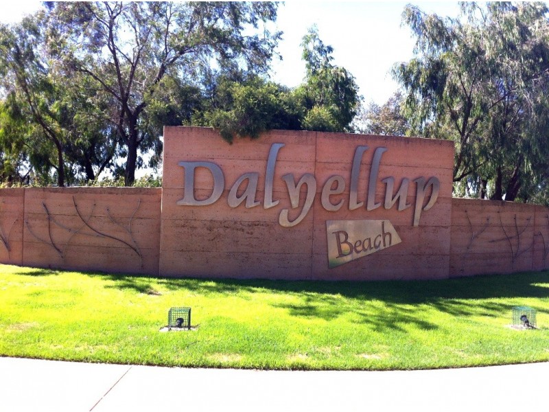 23 Hornibrook Road, Dalyellup WA 6230