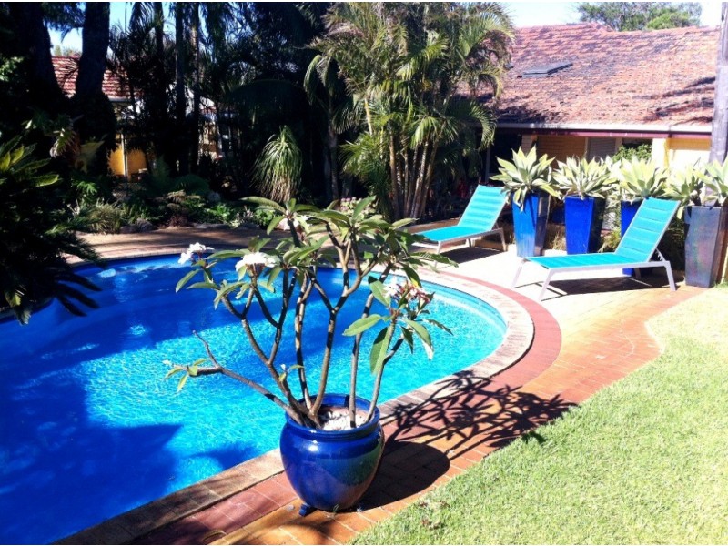 12 Mossop Street, South Bunbury WA 6230