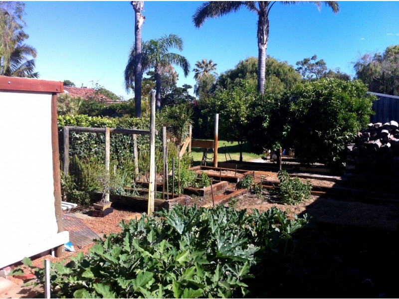 12 Mossop Street, South Bunbury WA 6230