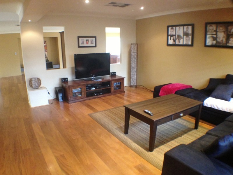 156 Dalyellup Boulevard, Dalyellup WA 6230