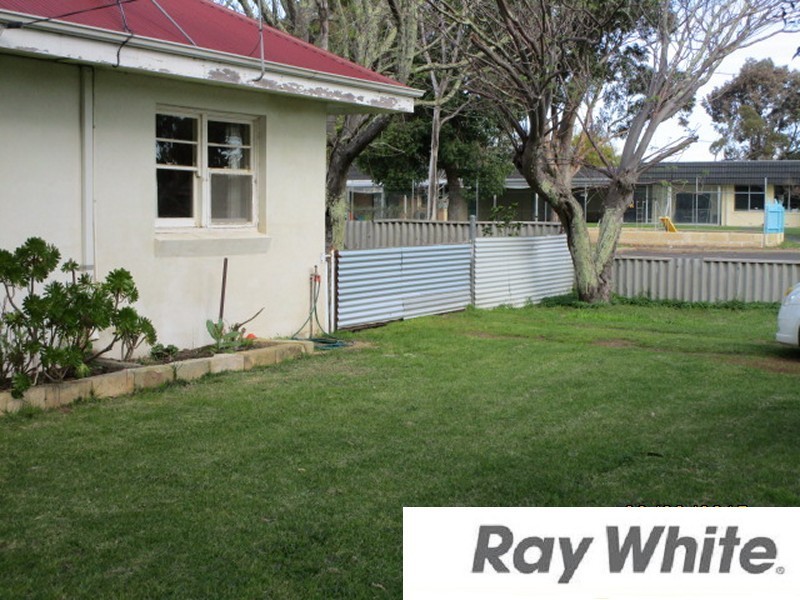 5 Little Street, Dardanup WA 6236