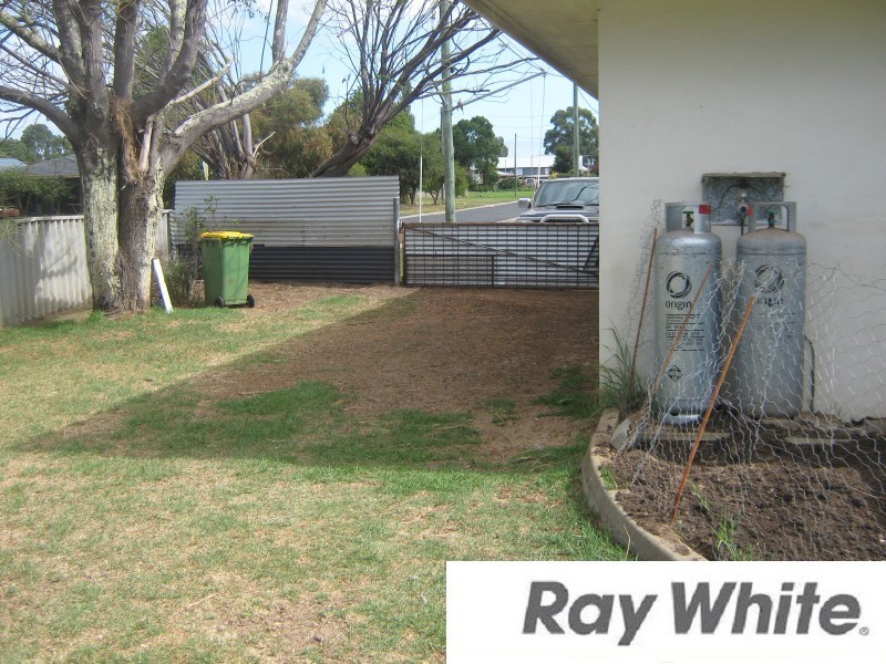 5 Little Street, Dardanup WA 6236