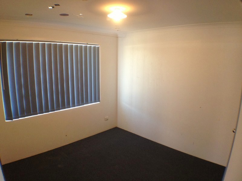 98 Barton Drive, Australind WA 6233