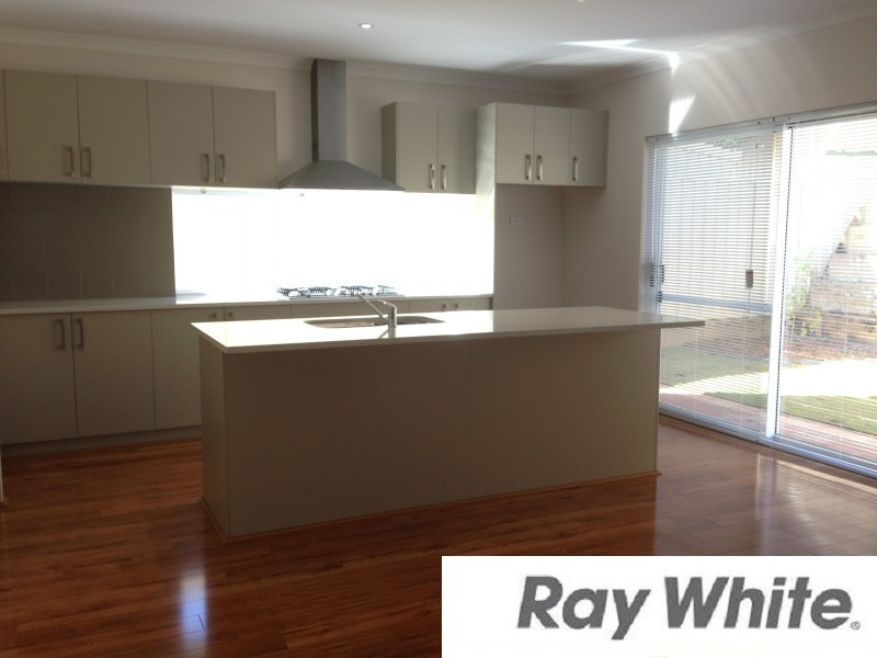 28 Polwarth Circuit, Eaton WA 6232