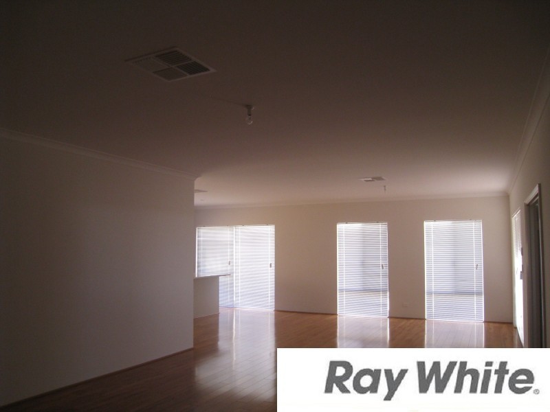 28 Polwarth Circuit, Eaton WA 6232