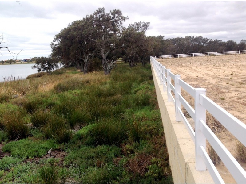 66 Estuary Drive, Pelican Point WA 6230