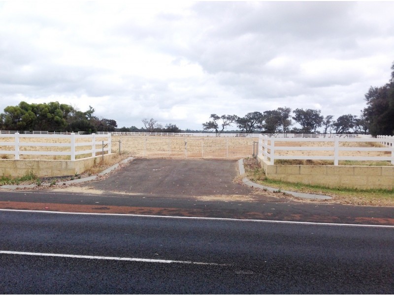 66 Estuary Drive, Pelican Point WA 6230