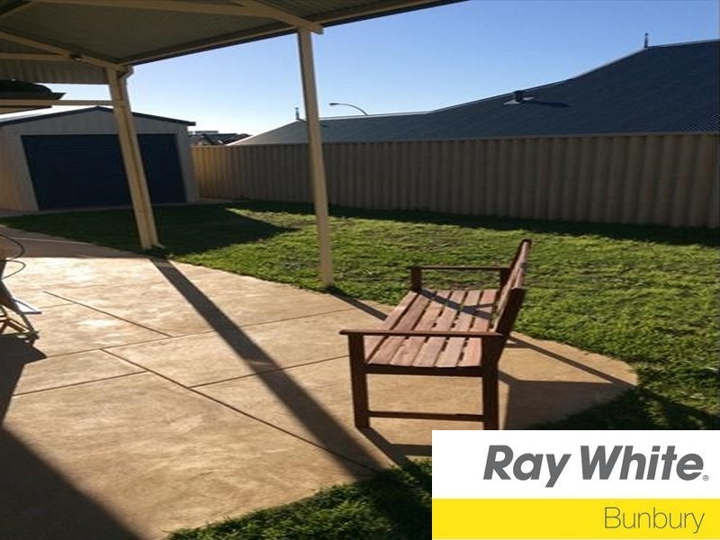 192 Norton Promenade, Dalyellup WA 6230