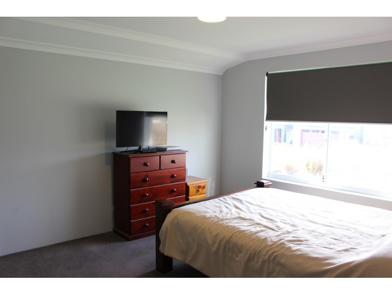 32 Henderson Crescent, Australind WA 6233