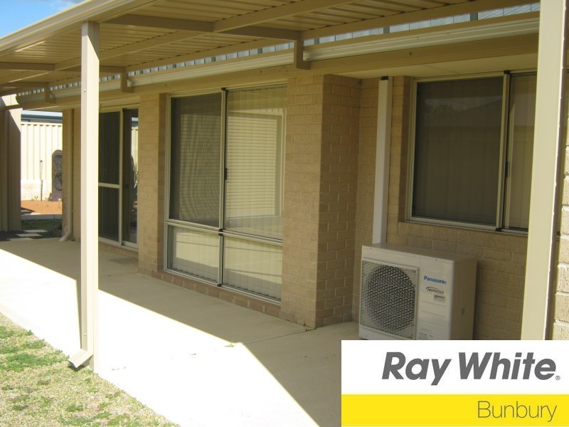 105 Hornibrook Road, Dalyellup WA 6230