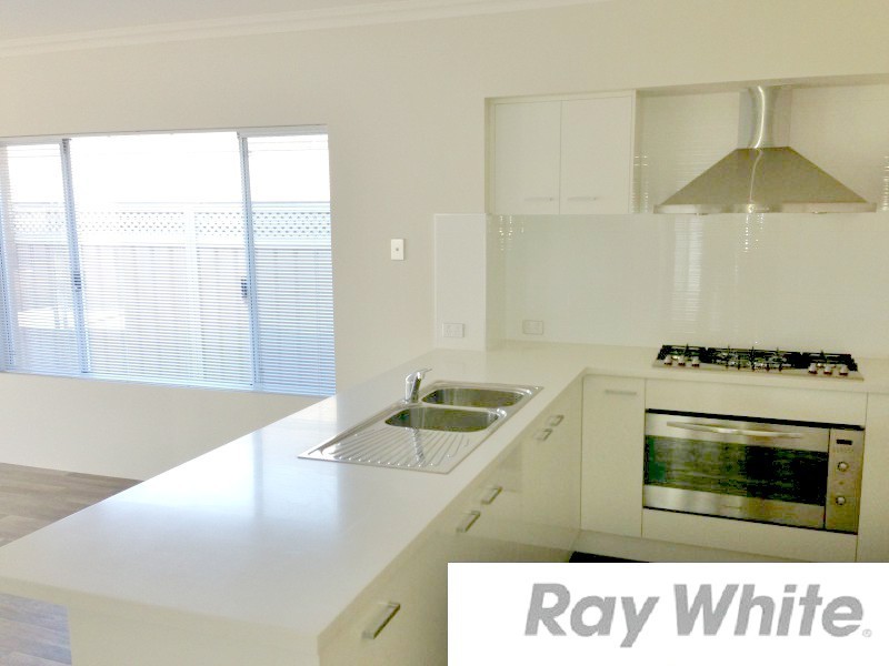 9 Ivy Rock Way, Australind WA 6233