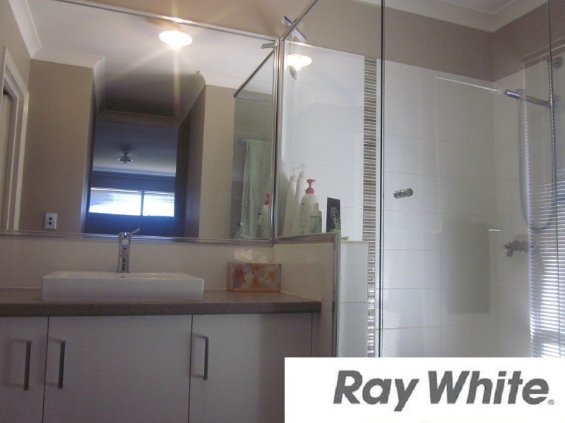 12 Cusworth Drive, Glen Iris WA 6230