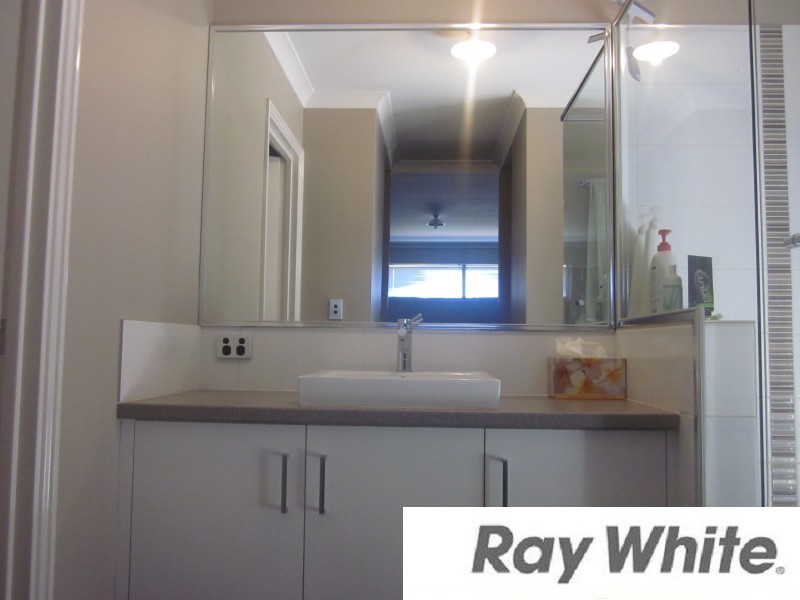 12 Cusworth Drive, Glen Iris WA 6230