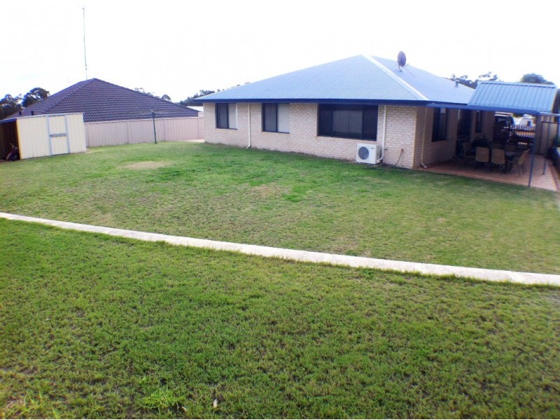 8 Butcherbird Road, Harvey WA 6220