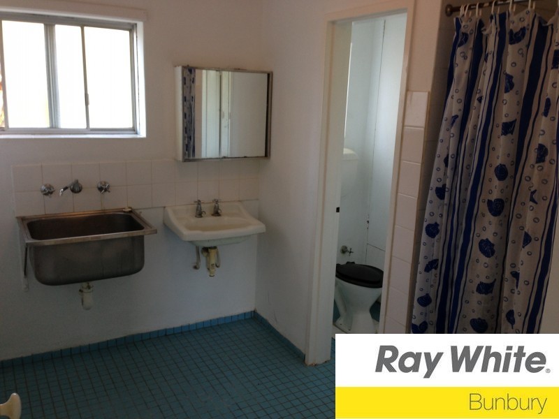 26/2 Rand Court, Withers WA 6230