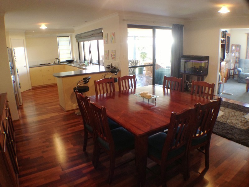 4 Casson Street, Dalyellup WA 6230