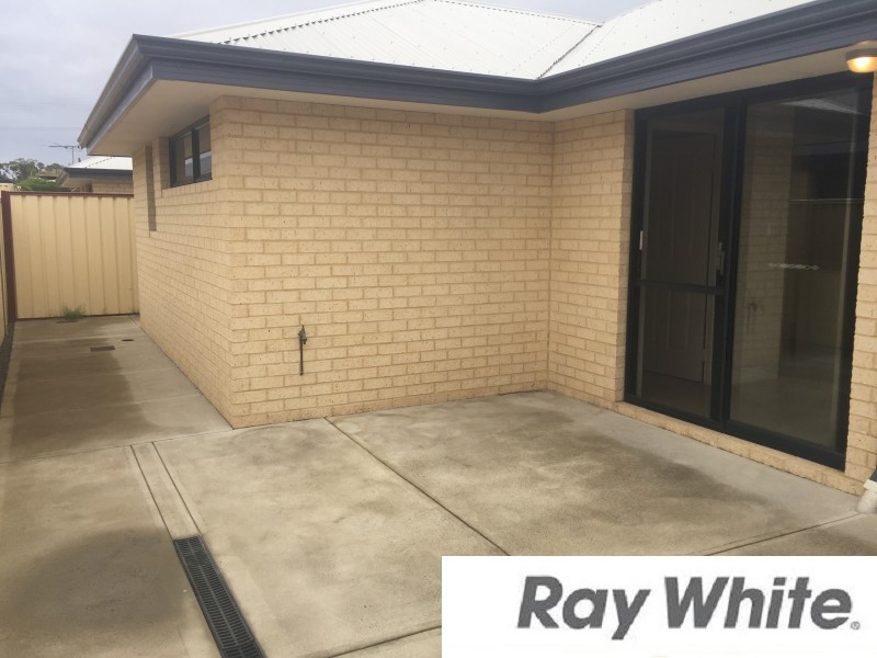 30 Woodrow Street, Carey Park WA 6230