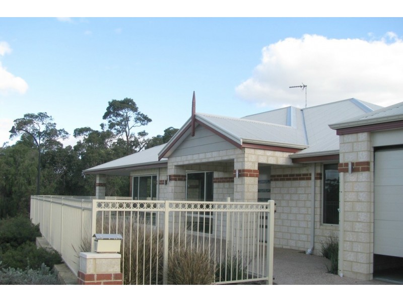 10 Pomeroy Boulevard, Australind WA 6233