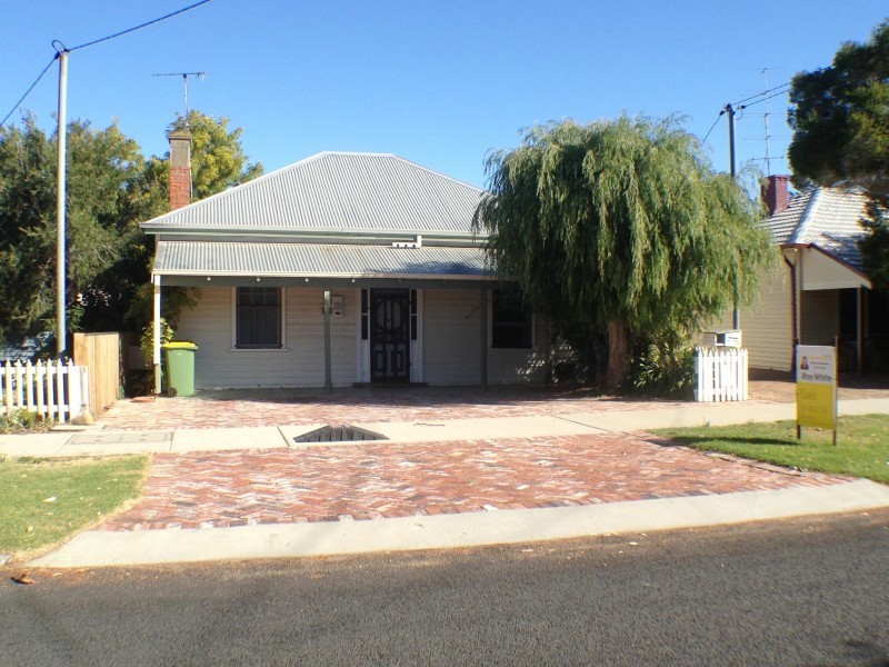 7 Thomas Street, Bunbury WA 6230