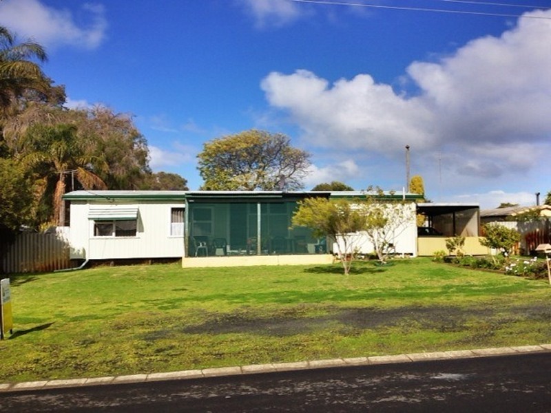 11 Camfield Street, Eaton WA 6232