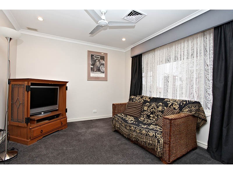 4 Thyme Way, Glen Iris WA 6230