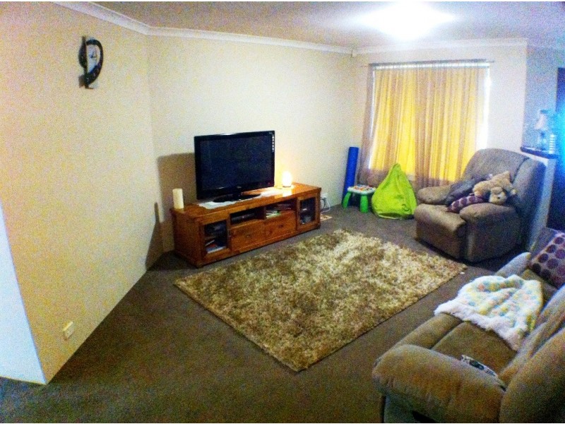 6 Hertford Elbow, College Grove WA 6230