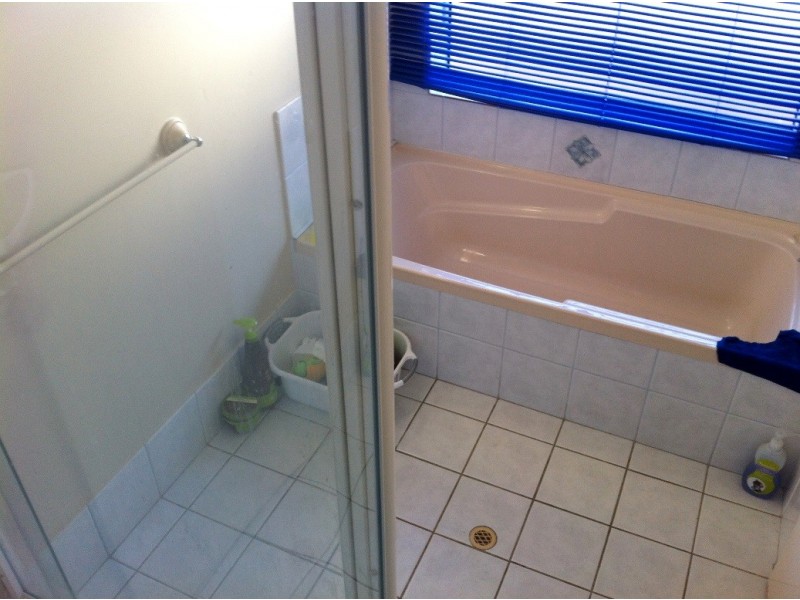 6 Hertford Elbow, College Grove WA 6230